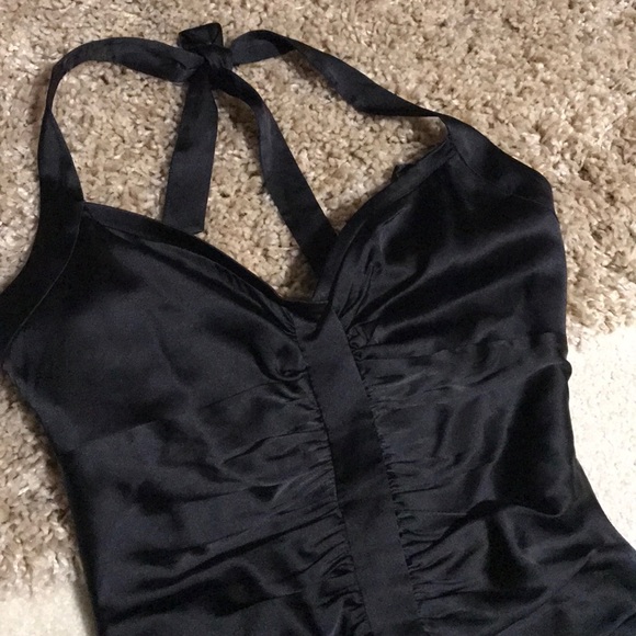 Dress - Picture 2 of 5